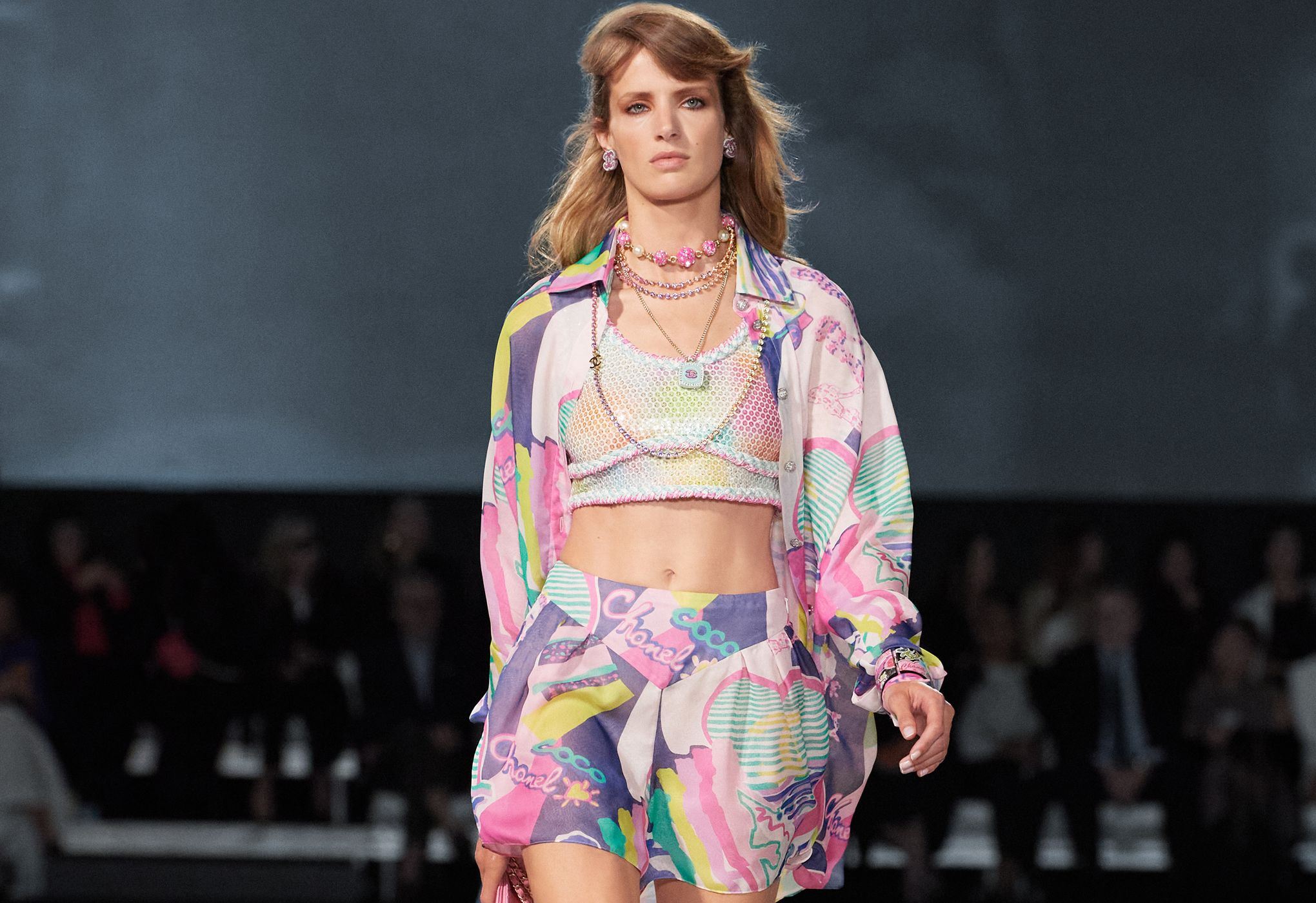 Τα looks της συλλογής Chanel Cruise 2023/ 24 που ξεχωρίσαμε