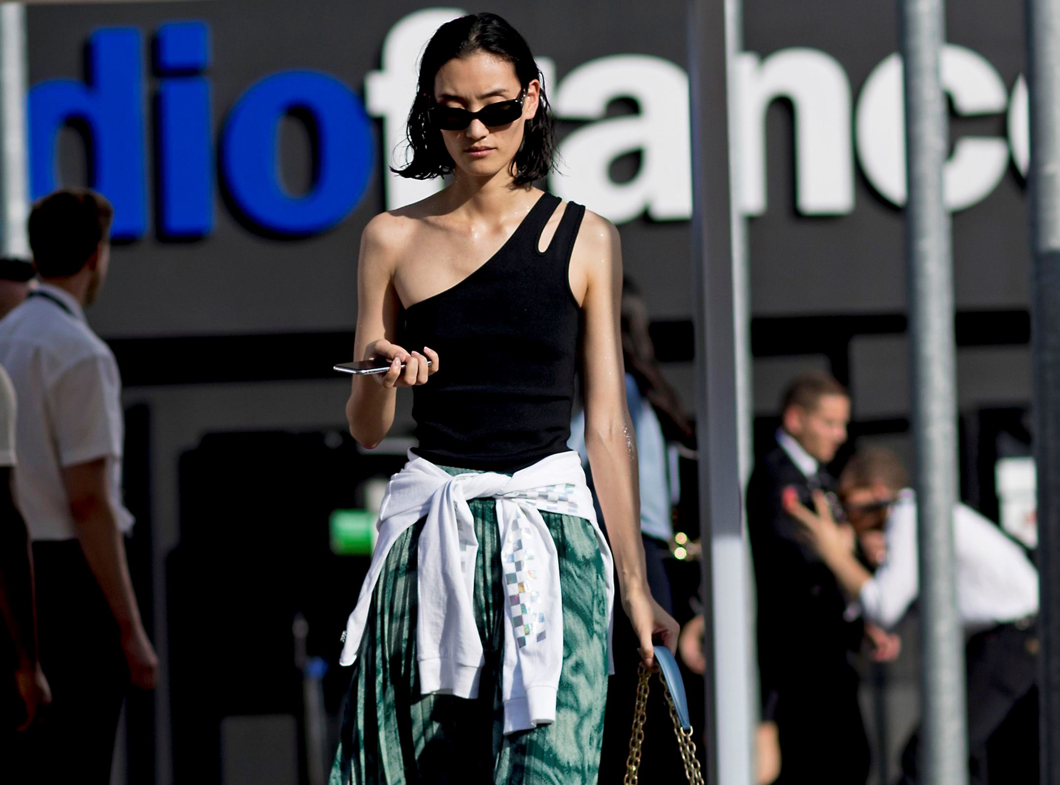 Urban goddess: 10 outfits για να εμπνευστείς για τις καλοκαιρινές σου βόλτες στην πόλη