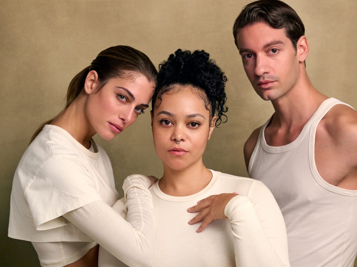 Γνωρίστε το clinéa: Το 1o refillable skincare brand που μπήκε δυναμικά στον τομέα της ομορφιάς, καταρρίπτοντας τα όρια ανάμεσα σε επιστήμη και φύση.