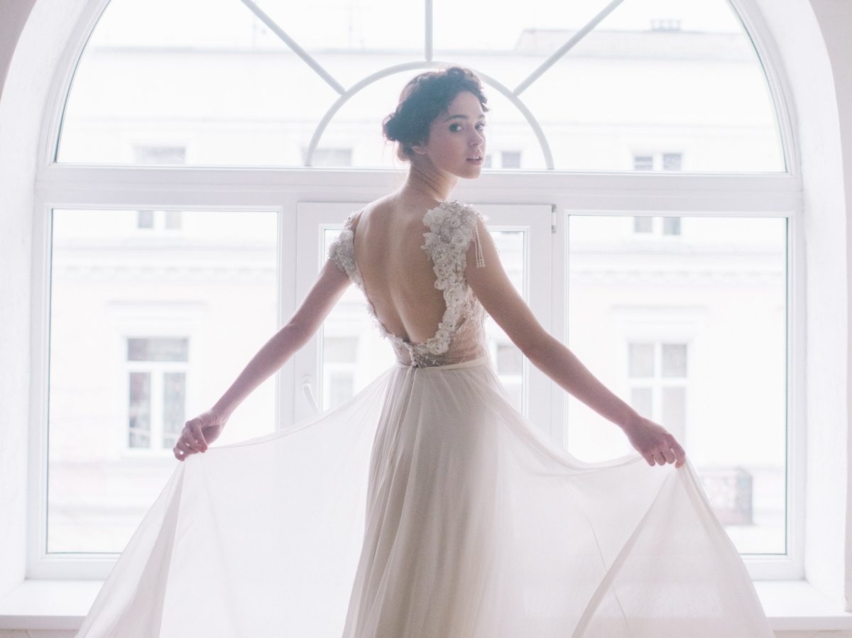 Bride's Choices : Αυτά είναι τα 7 διαχρονικά αρώματα που επιλέγουν συνήθως οι νύφες