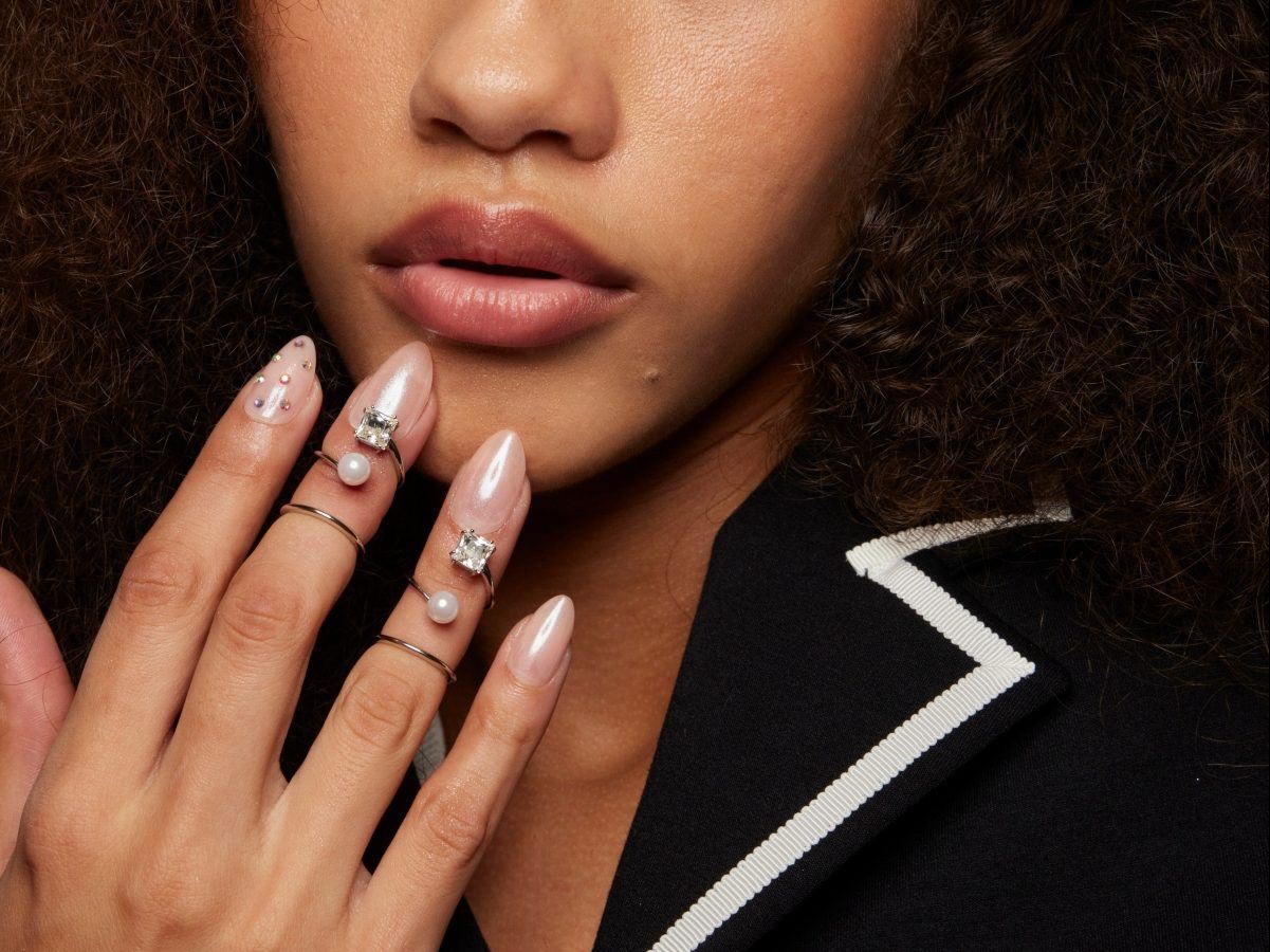 Old Money Manicure: Η διαχρονική τάση στο μανικιούρ που δεν θα χάσει ποτέ την αξία της