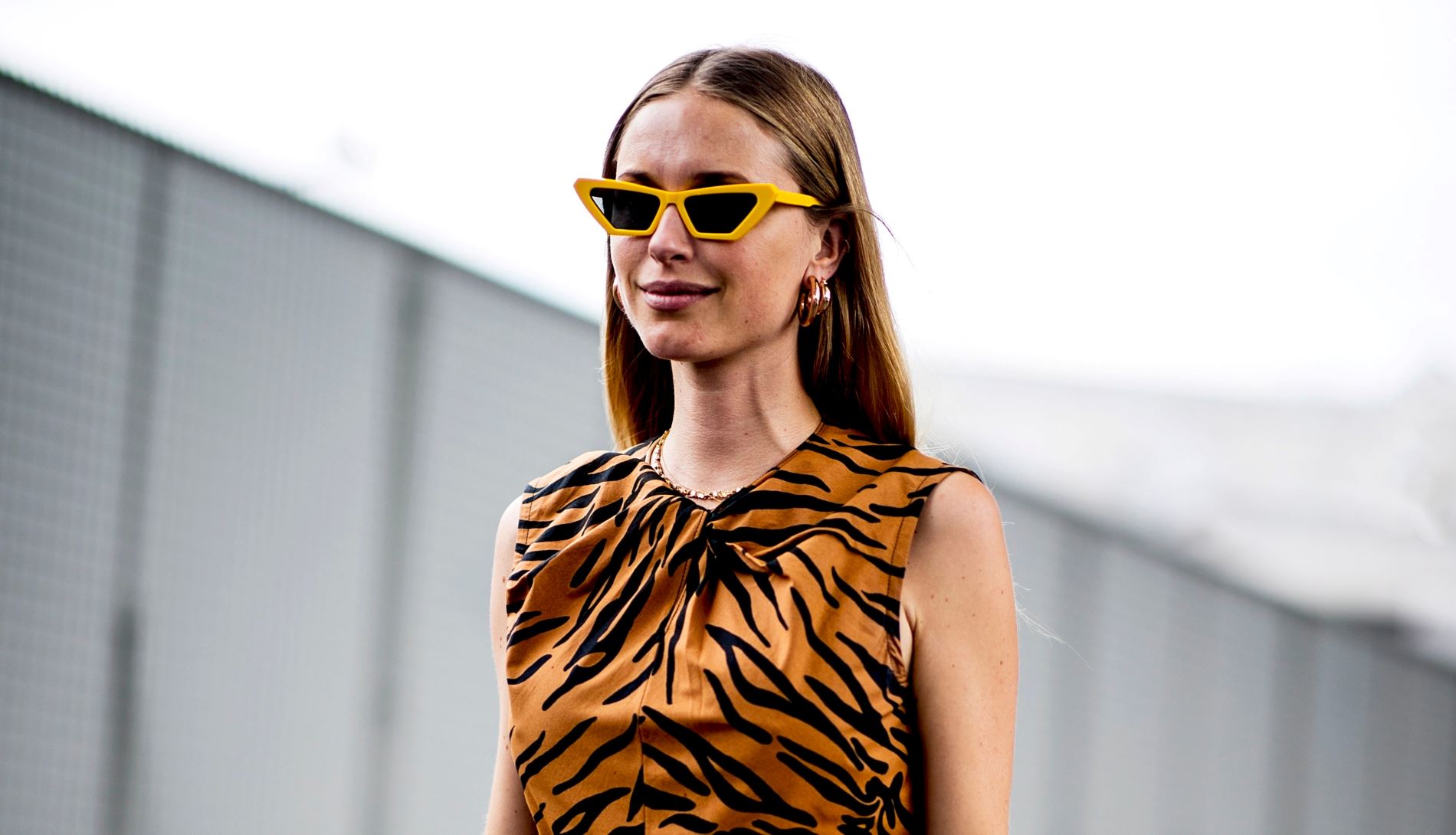 Summer essentials: 5 αξεσουάρ που θεωρούνται "αδιαπραγμάτευτη συνθήκη" για το καλοκαίρι