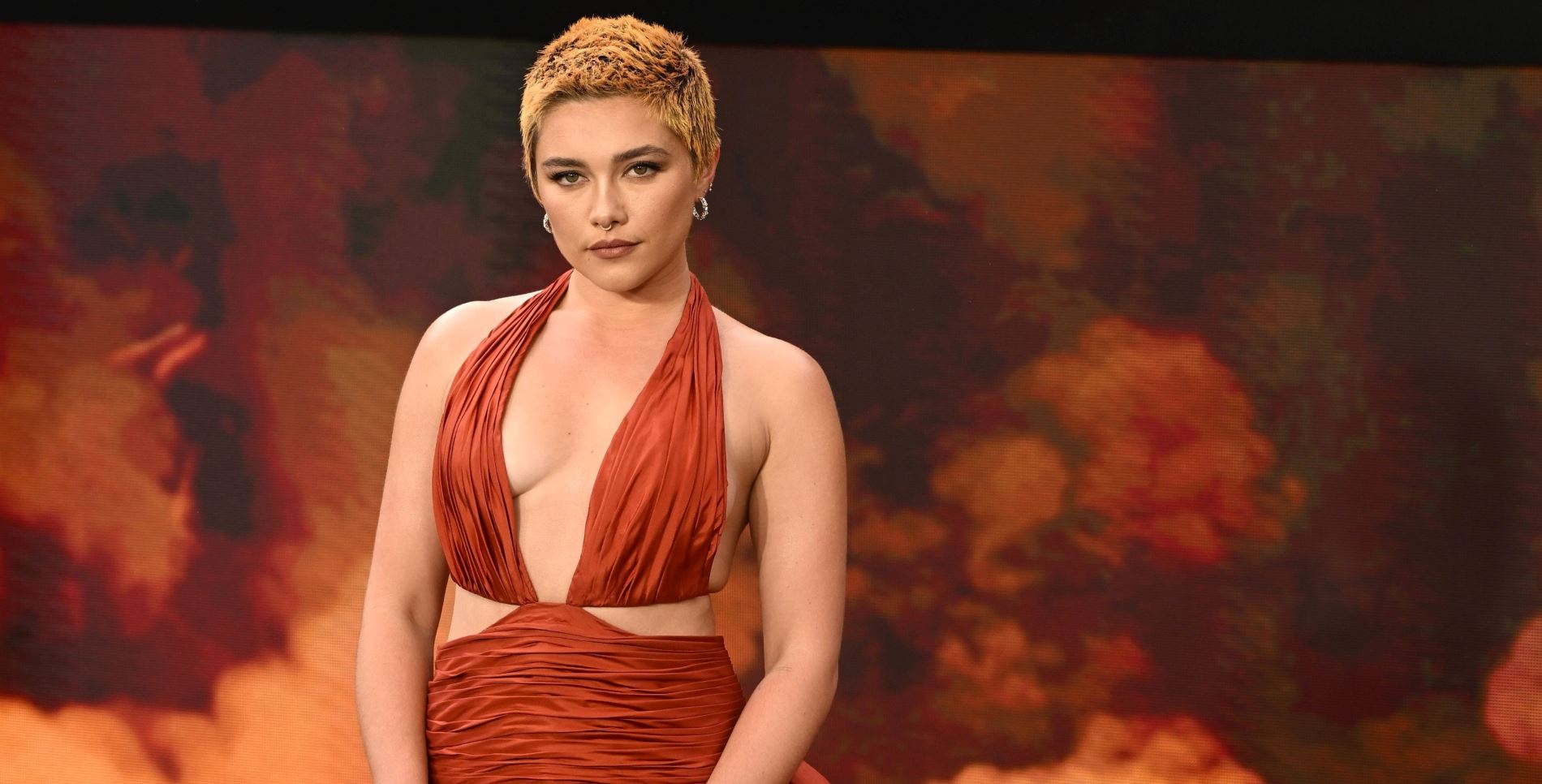 Η ανατρεπτική εμφάνιση της Florence Pugh στην πρεμιέρα της ταινίας "Oppenheimer"