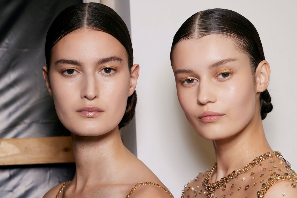 Eye Shadow Primer: Το προϊόν που θα κρατήσει σταθερές τις σκιές ματιών ακόμα και στις πιο υψηλές θερμοκρασίες