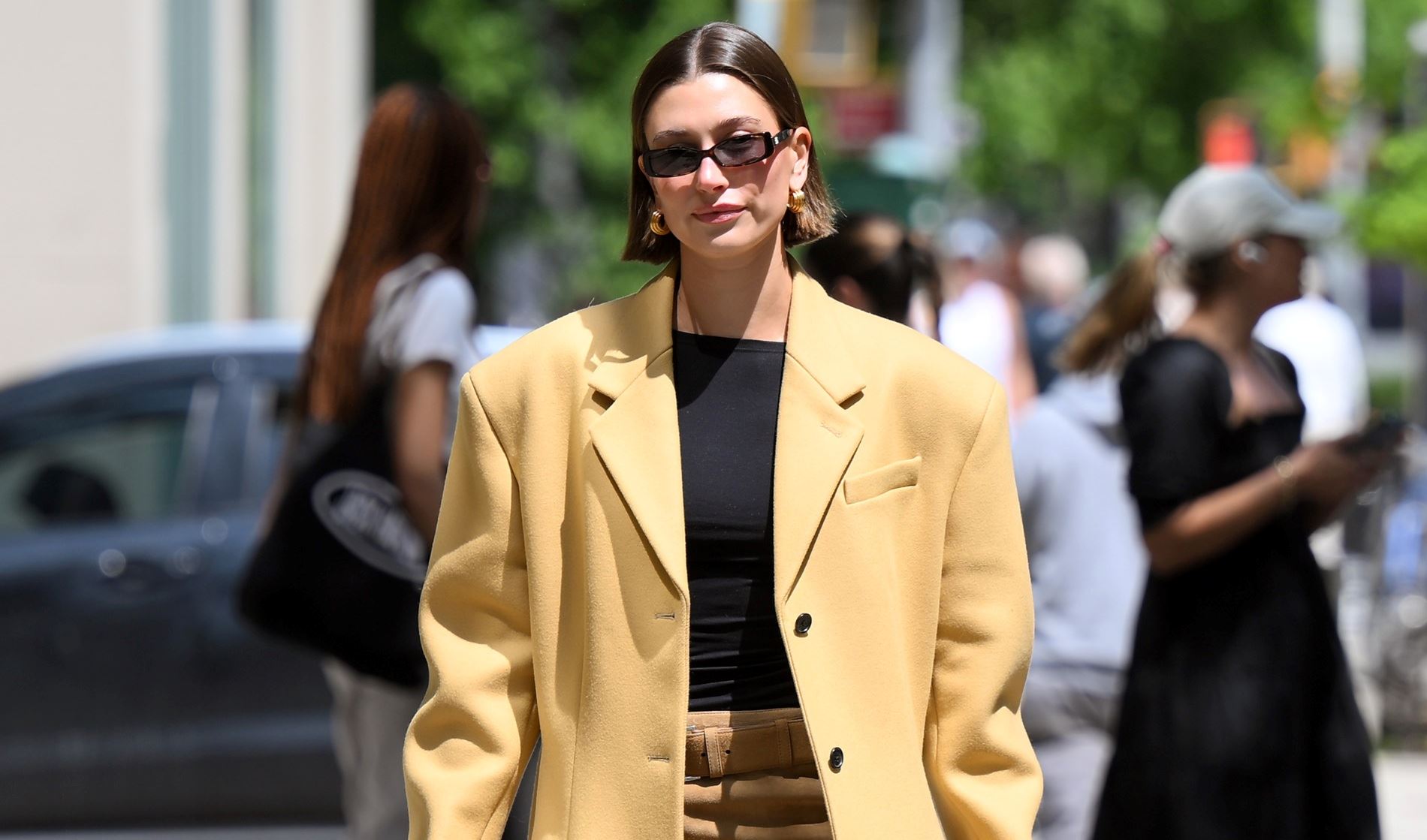 Το trend στα παπούτσια που έχει συναρπάσει fashion insiders και θα θες να ενσωματώσεις στο στιλ σου