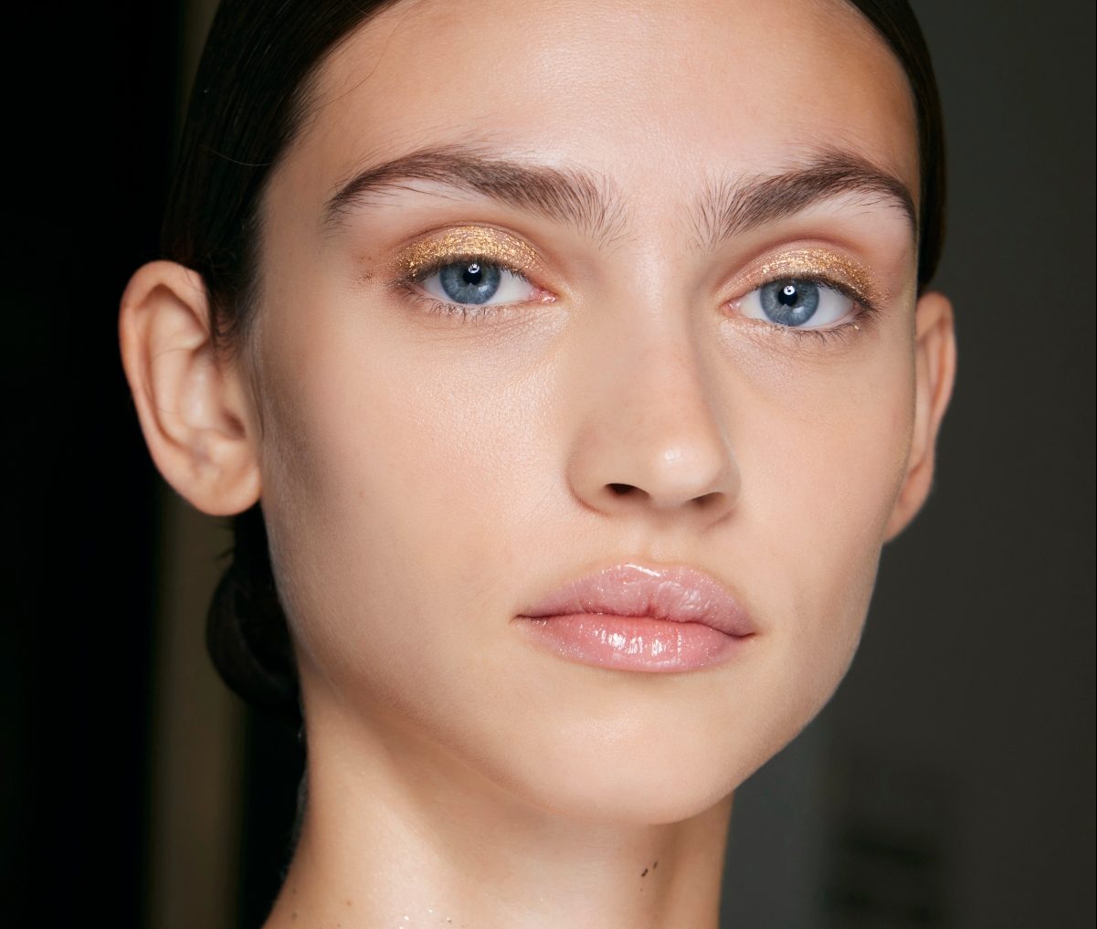 5 κρέμες ματιών με πραγματικά αποτελέσματα στους μαύρους κύκλους