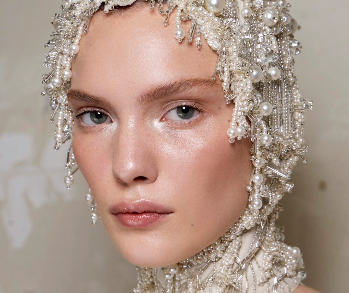 Glowy Skin: Το μυστικό για λαμπερή επιδερμίδα χωρίς makeup