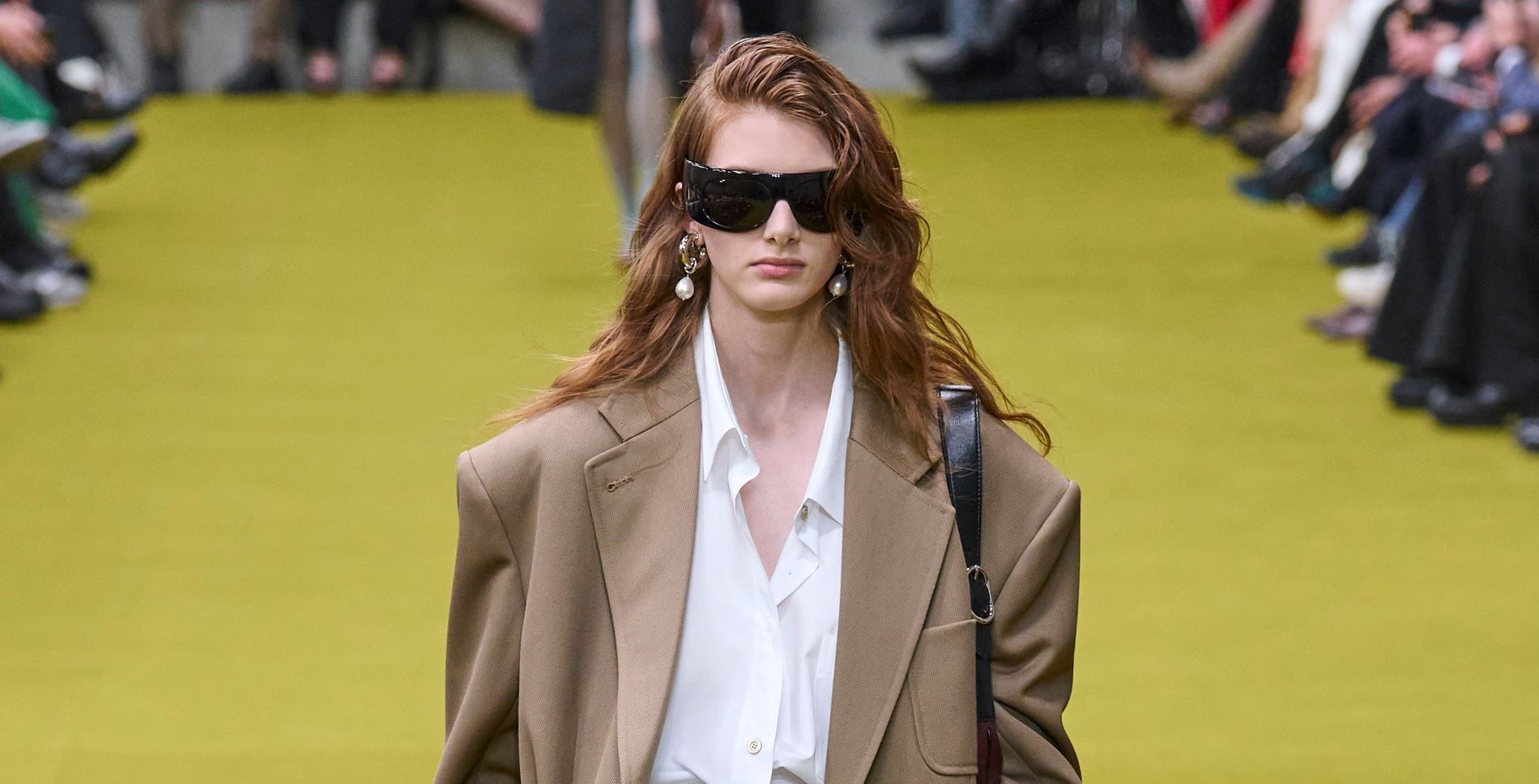 Τα νέα γυαλιά ηλίου του οίκου GUCCI θα αναβαθμίσουν τα φθινοπωρινά looks σου