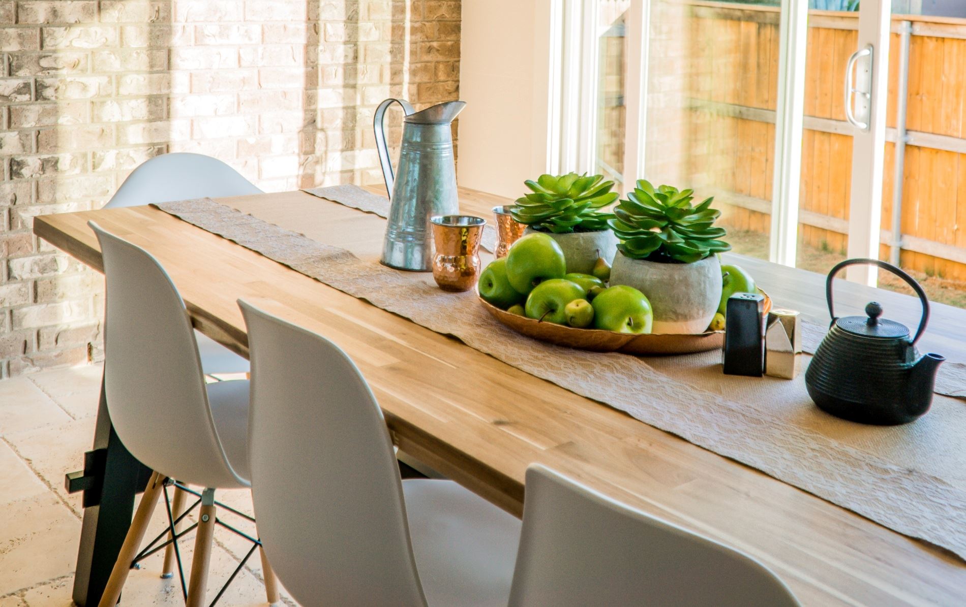 Art de la table(s): 8 εντυπωσιακές τραπεζαρίες για να ανανεώσεις τον χώρο σου