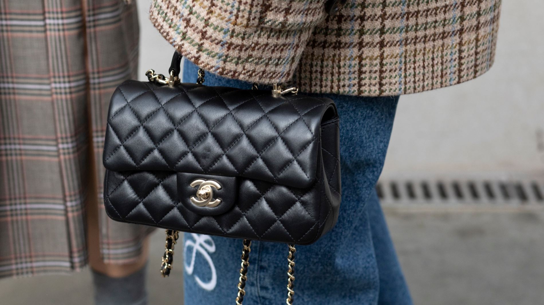Πώς θα αγοράσεις με ασφάλεια designer items από second hand καταστήματα