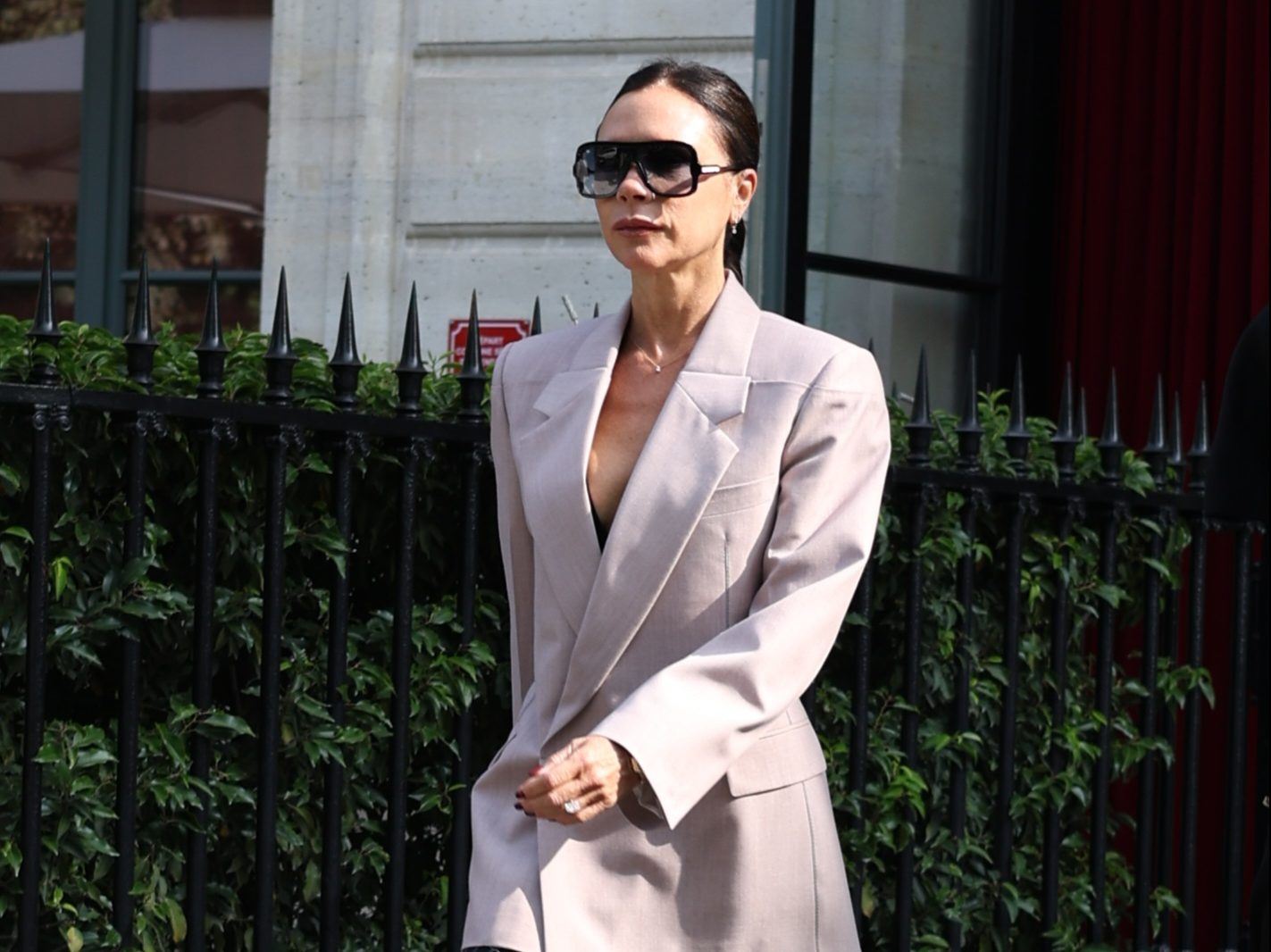 Το floral άρωμα που προτιμά εδώ και χρόνια η Victoria Beckham