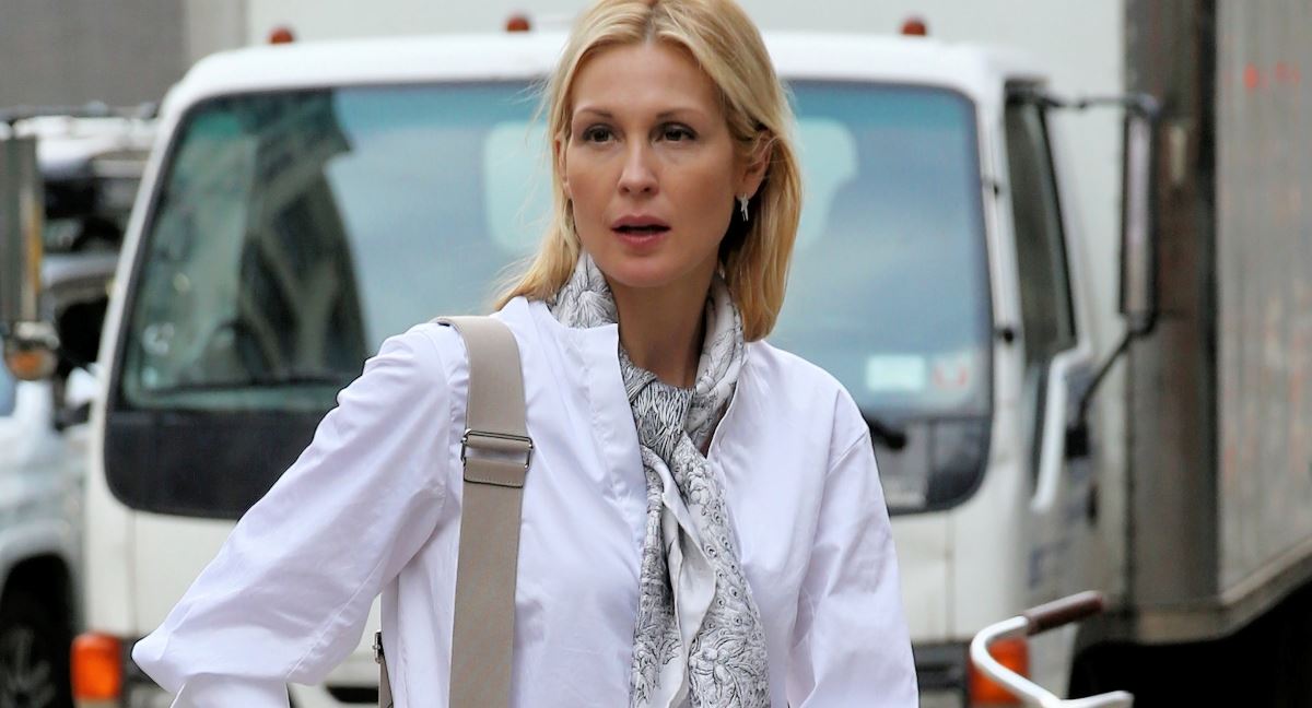 Kelly Rutherford: 12 looks που τοποθέτησαν τη "Lily van der Woodsen" του Gossip Girl στο fashion ραντάρ μας
