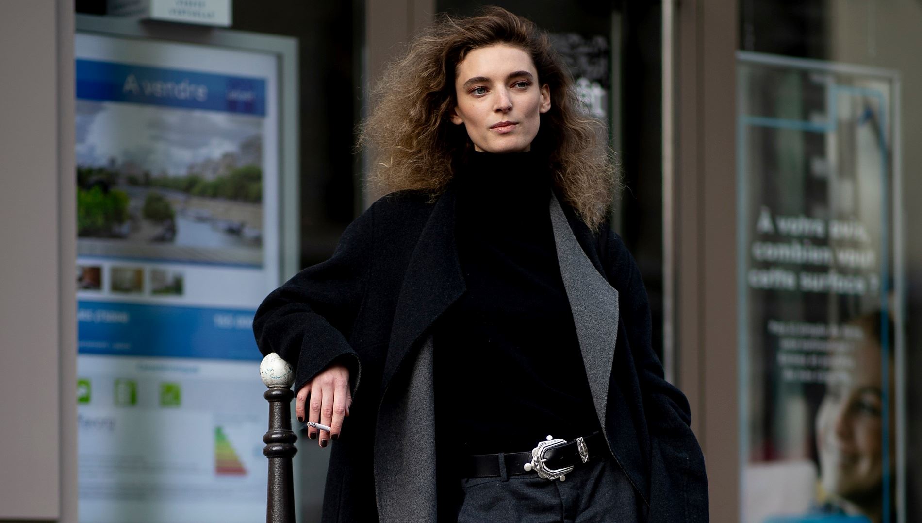 Ανακαλύψαμε τα stylish μάλλινα τοπ που θα σε κρατήσουν ζεστή, χωρίς να σε τσιμπάνε