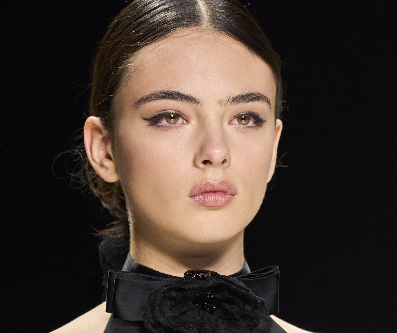 Αυτά τα eyeliners μένουν στη θέση τους έως και 24 ώρες