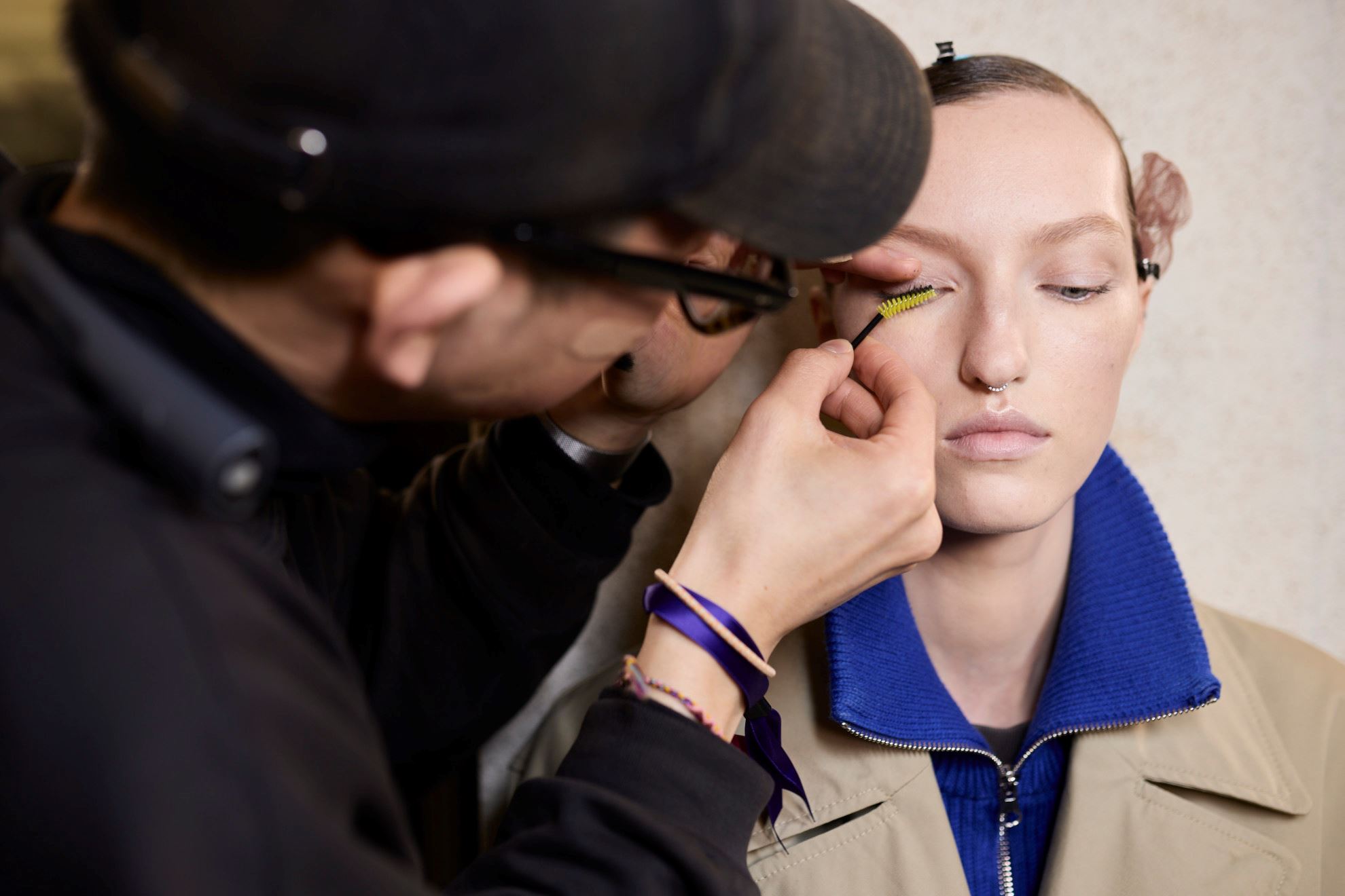 Αυτή η απόχρωση στη mascara έχει τις περισσότερες αναζητήσεις τώρα