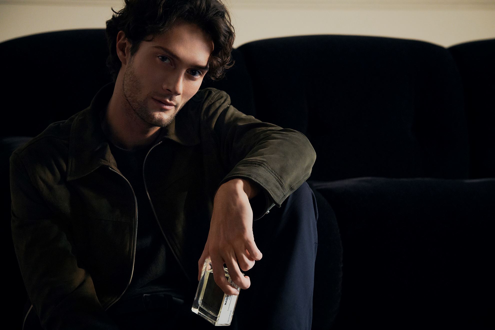 H Massimo Dutti δημιούργησε ένα νέο αρρενωπό άρωμα που αποπνέει αισθησιασμό