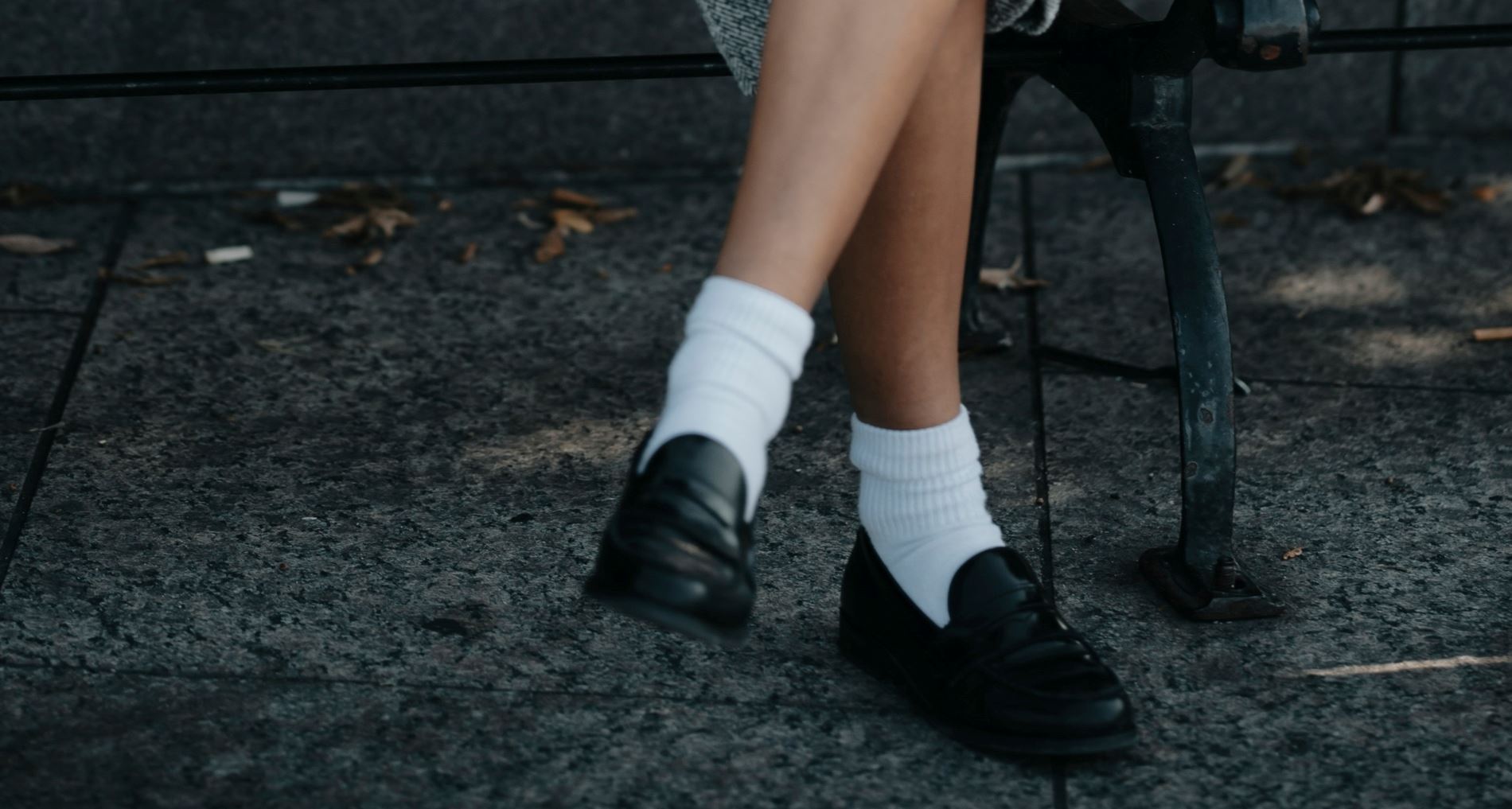 Αυτά τα οικονομικά loafers θα γίνουν τα αγαπημένα σου παπούτσια για την εποχή