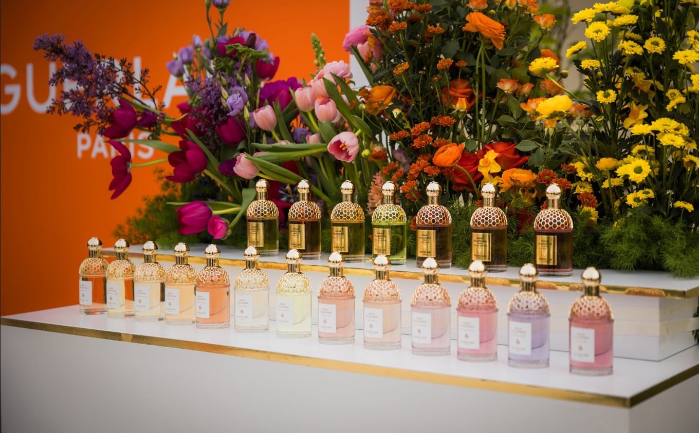 Guerlain Aqua Allegoria Florabloom:Το εντυπωσιακό λανσάρισμα του νέου μεθυστικού αρώματος του εμβληματικού γαλλικού Οίκου