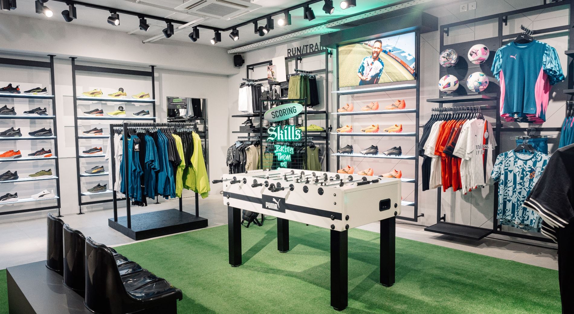 Grand Opening για το flagship store της PUMA στη Γλυφάδα