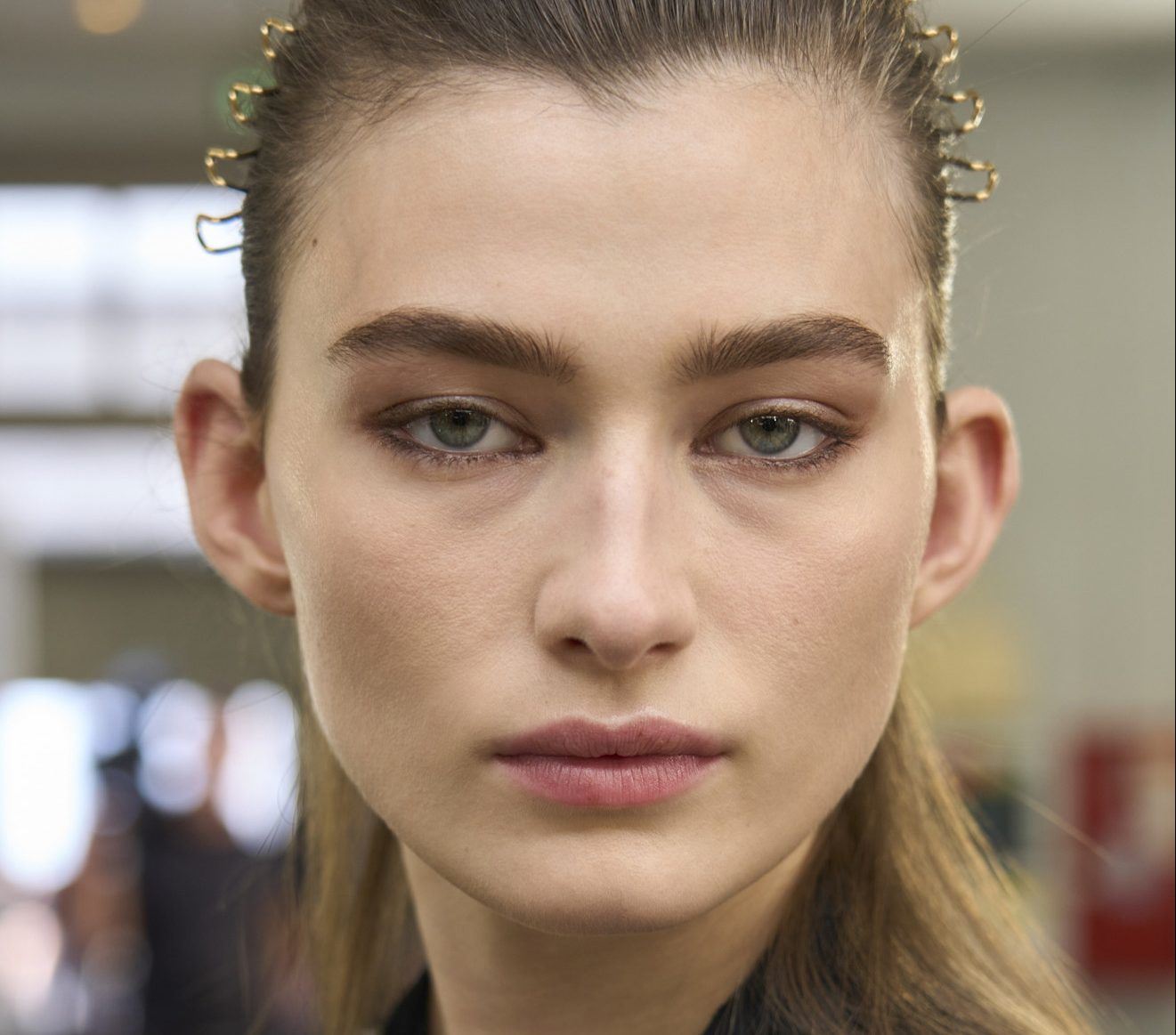 Acne Skin: 4 αποτελεσματικά προϊόντα καθαρισμού για την πρόληψη της ακμής