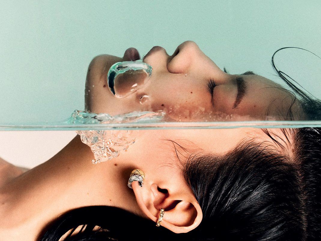 24h Beauty Routine: Η φροντίδα που έχει ανάγκη η επιδερμίδα μας από το πρωί ως το βράδυ