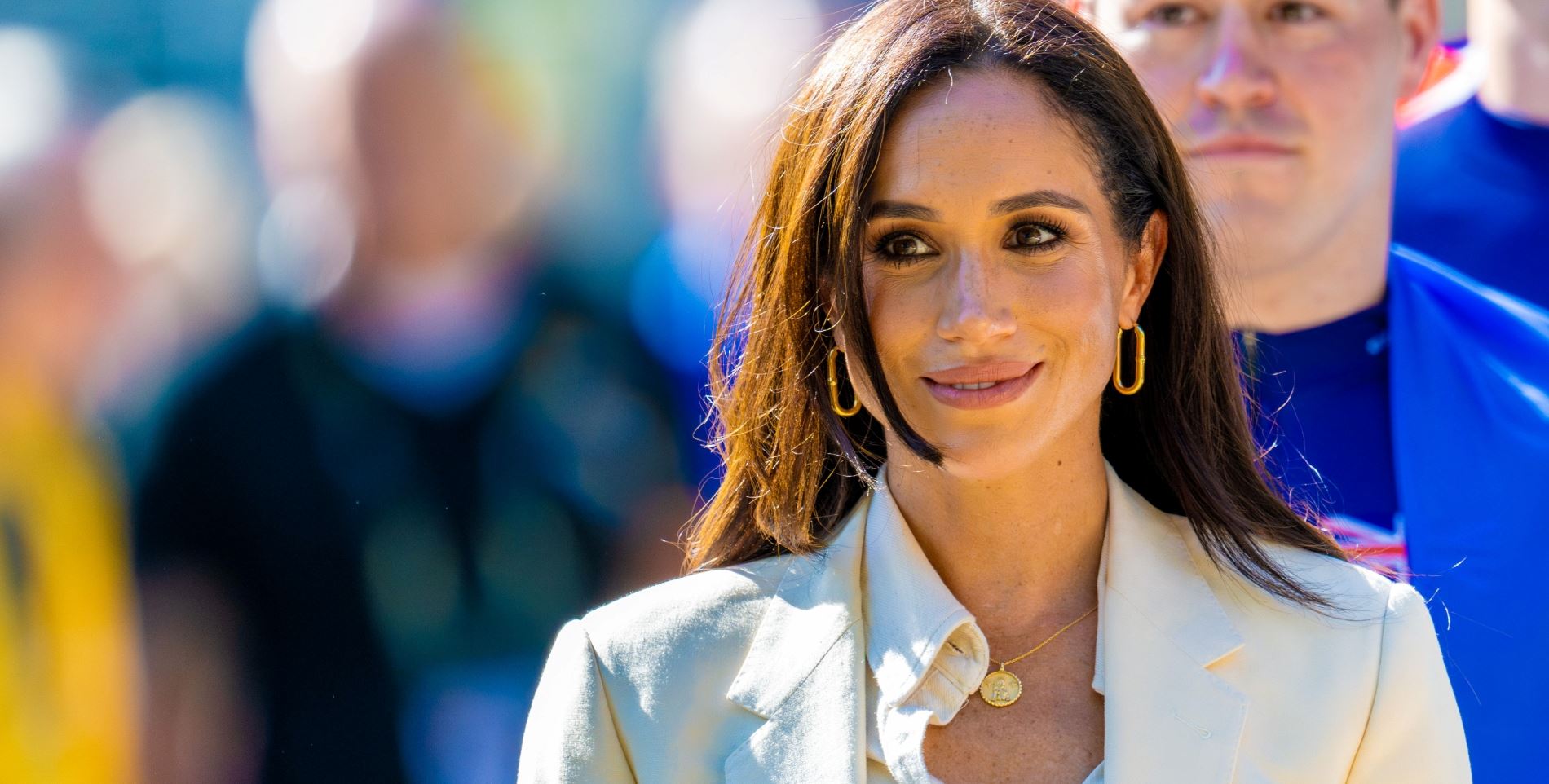 Το φόρεμα της Meghan Markle που θα γίνει "sold-out" σε λίγες ώρες