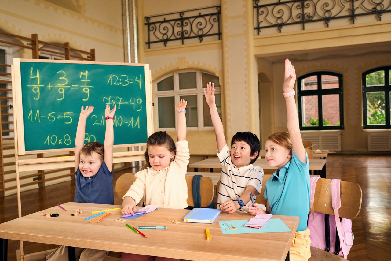 Back to school: Η παιδική συλλογή ρολογιών που κρατά ζωντανό το κέφι του καλοκαιριού