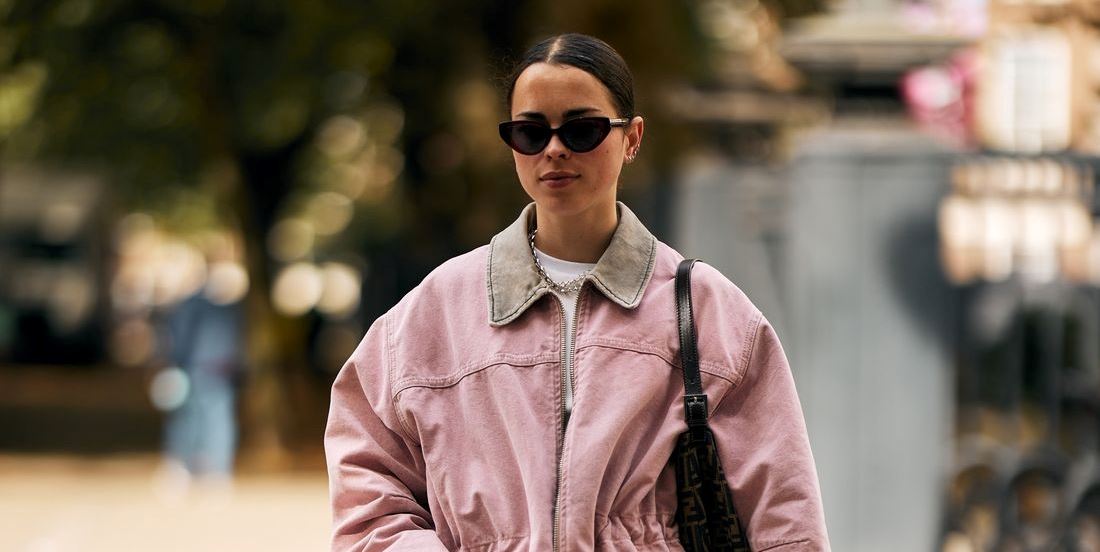 Νέα άφιξη: Τα sneakers που θα βρίσκεις δικαιολογίες να φοράς κάθε μέρα το φθινόπωρο