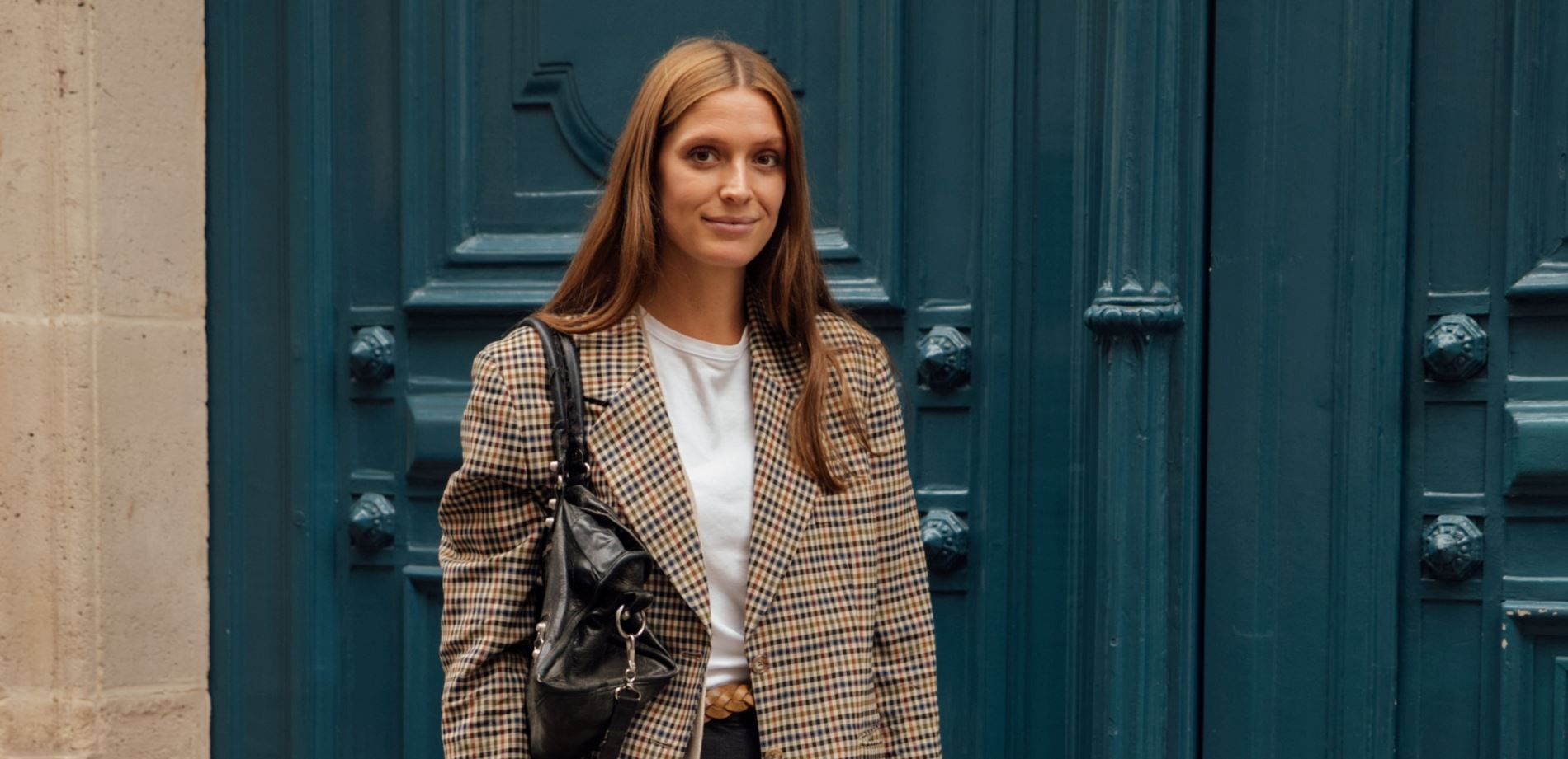 Τα πιο stylish blazers που θα φοράς αυτή την περίοδο ως πανωφόρια