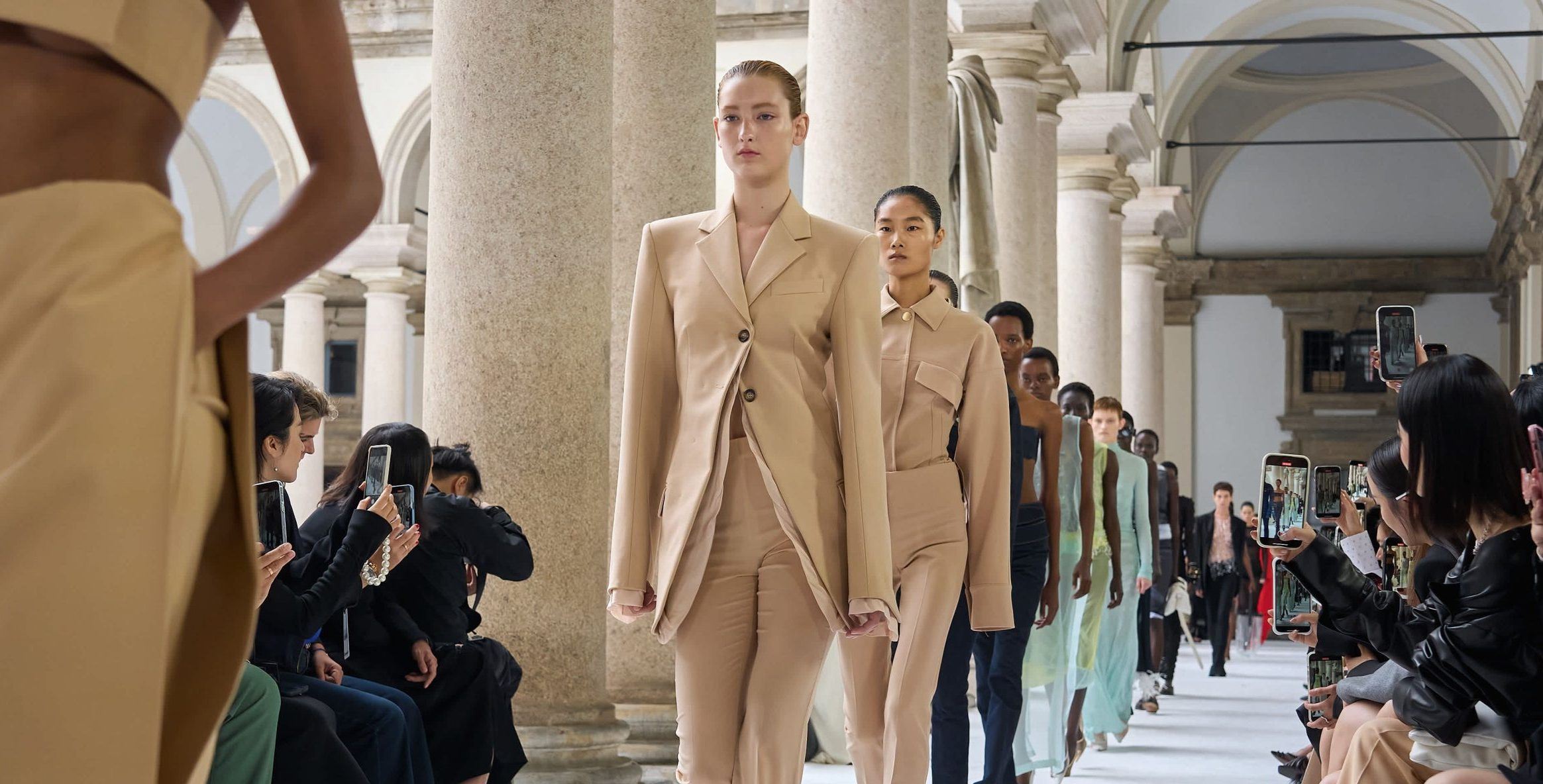 Sportmax SS25: Η ιταλική δεξιοτεχνία στα καλύτερά της