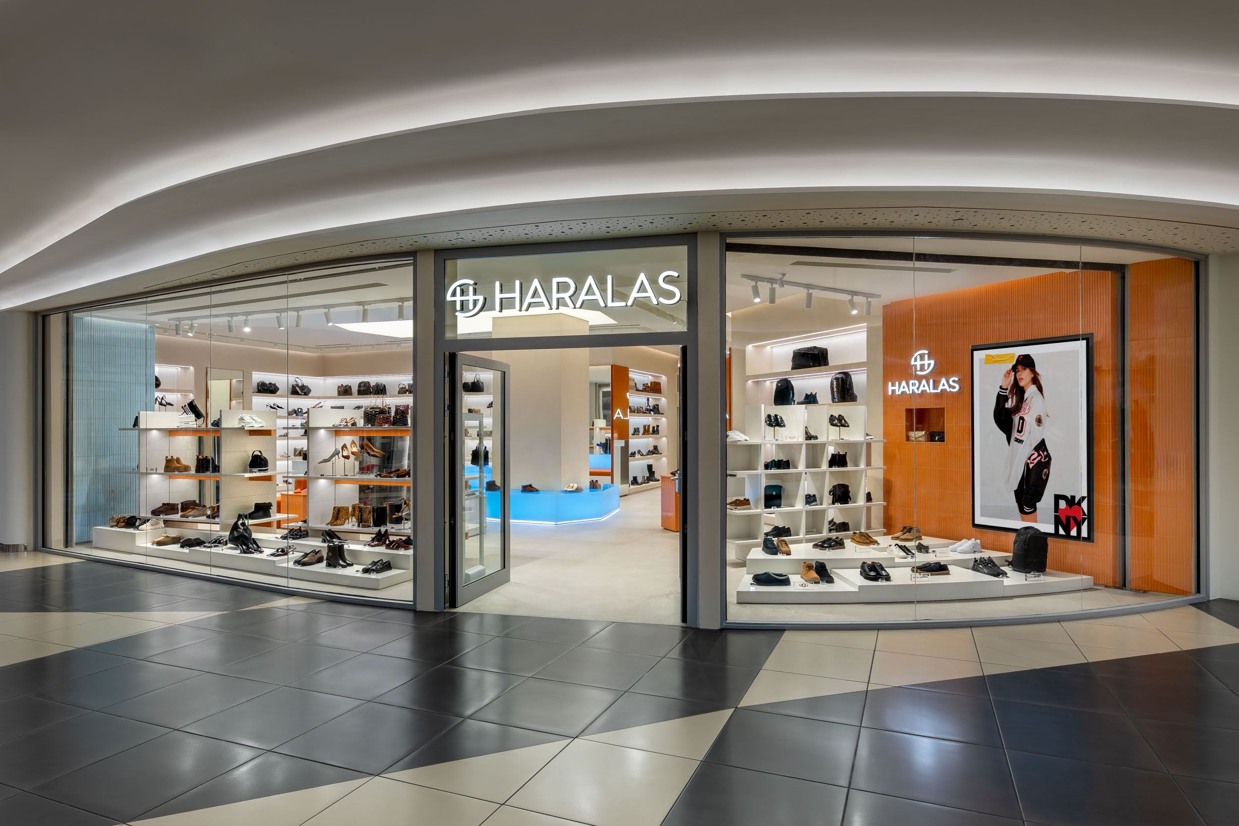Το νέο κατάστημα Haralas στο River West Mall