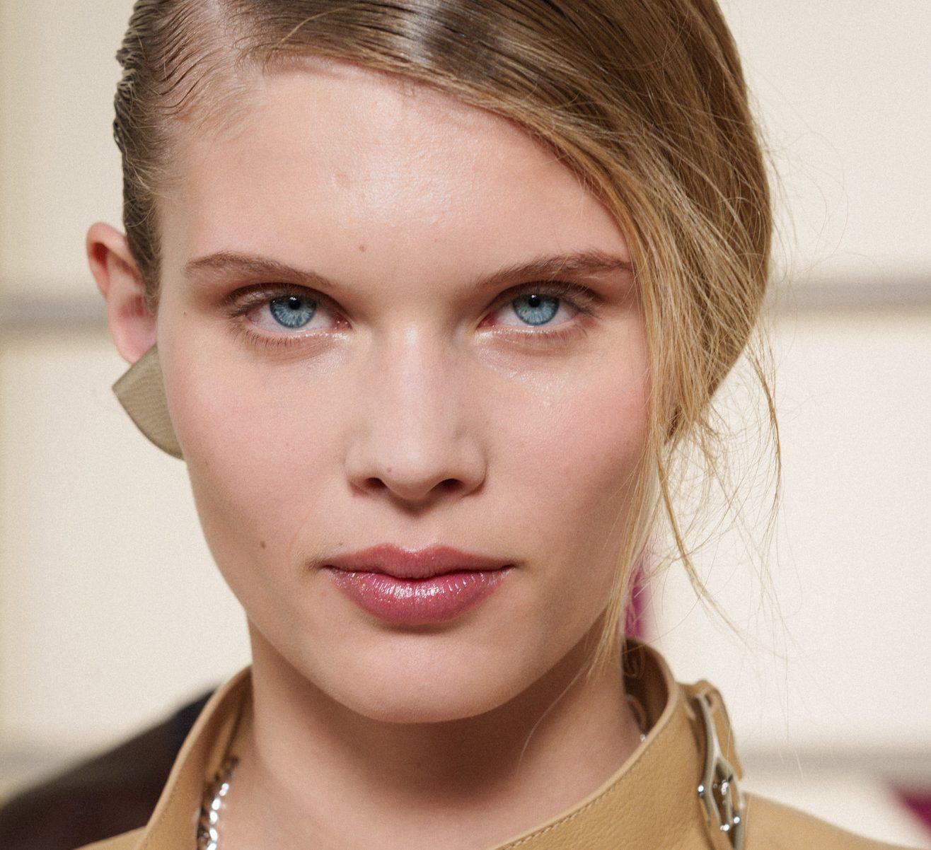 Αυτό είναι το skincare trend που ήρθε να αντικαταστήσει το botox