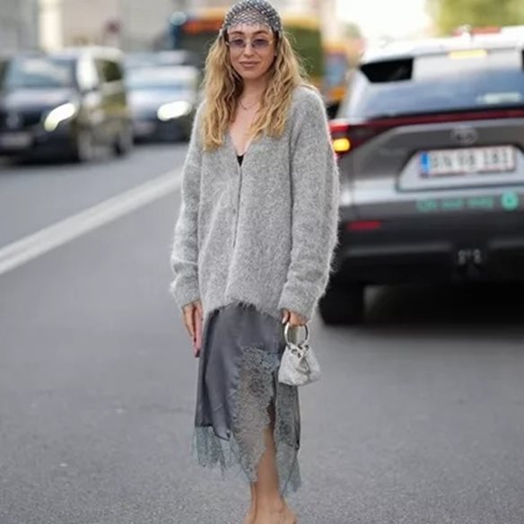 Η πλεκτή ζακέτα από τη Zara που θα βάλουμε στα πρώτα κρύα του φθινοπώρου