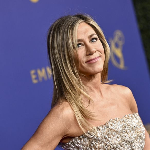 Jennifer Aniston: Ο τρόπος με τον οποίο επιβεβαίωσε τη σχέση της με τον Jim Curtis