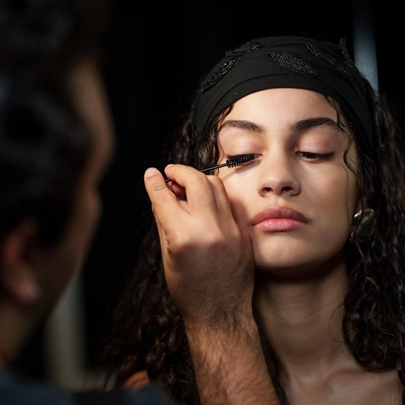 5 must have mascaras για αξεπέραστο βλέμμα