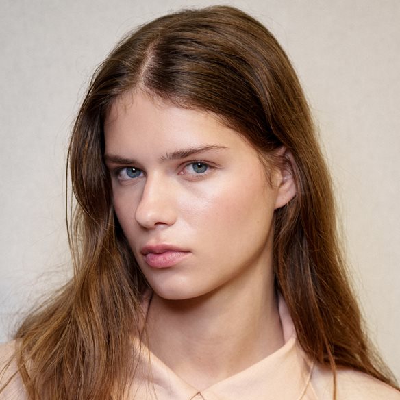 Αυτή η κρέμα που επιλέγουν όλες οι celebrities θα αντικαταστήσει το foundation σου