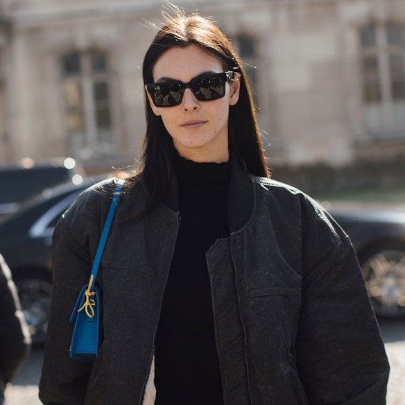 Bomber jacket: Το απόλυτο fashion item που πρέπει να αποκτήσεις