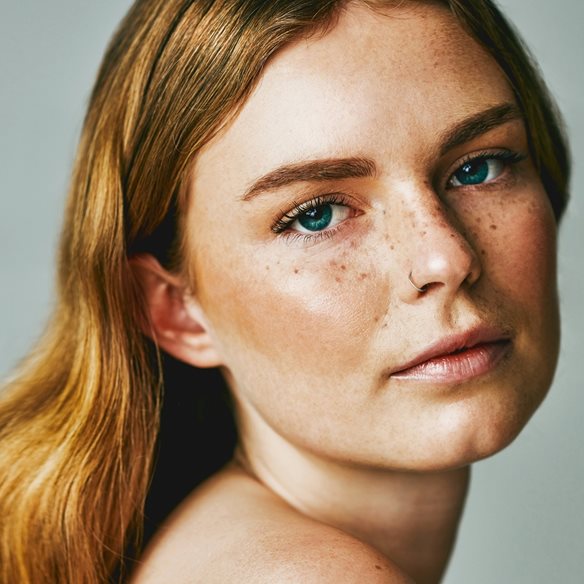 Αντιγήρανση από το μέλλον: Η νέα εποχή στο skincare και πώς μπορούμε να ξέρουμε τι πραγματικά λειτουργεί