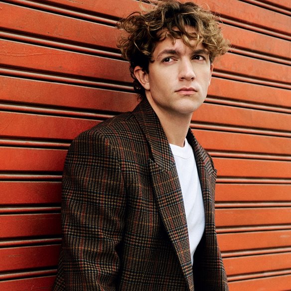 Μιχαήλ Ταμπακάκης: "Με ενδιαφέρει η άποψη των άλλων, αλλά πρώτα θέλω να πείθω εμένα ότι τα έχω καταφέρει"