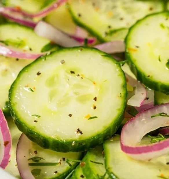 3 σαλάτες που λειτουργούν σαν... φυσικά detox boosters