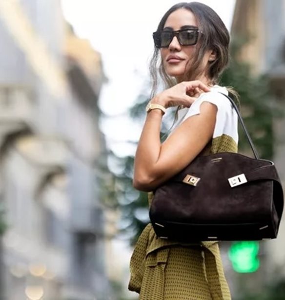 Lip Basting: Το viral hack των δερματολόγων στη Νέα Υόρκη για βελούδινα χείλη - που όντως δουλεύει