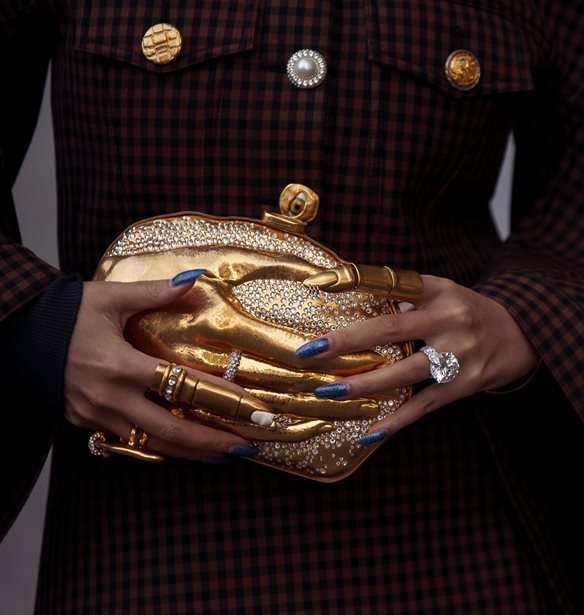 Caviar Νails: Με ποιο μανικιούρ έχουν εμμονή όλες οι beauty addicts τώρα;