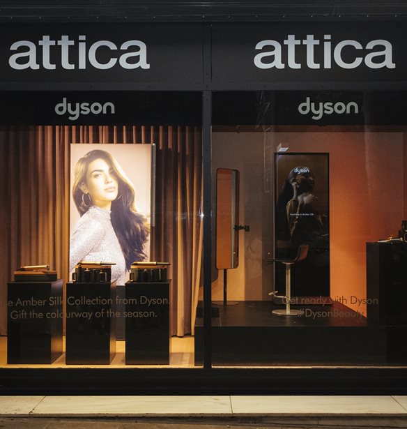 Dyson Live Window Activation στο Attica City Link: Μια πρωτοποριακή εμπειρία hairstyling στην καρδιά της Αθήνας