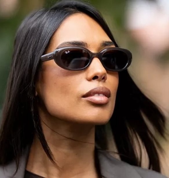 3 εύκολα χτενίσματα που αναδεικνύουν τα πιο αραιά μαλλιά