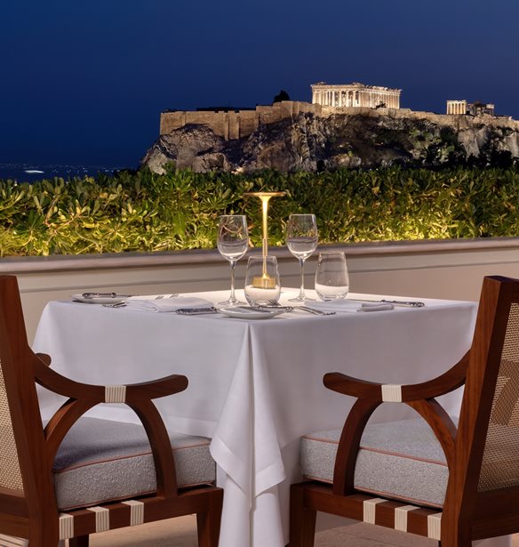 Happy Valentine's Day: Ρομαντική απόδραση στα Ξενοδοχεία Μεγάλη Βρεταννία και King George