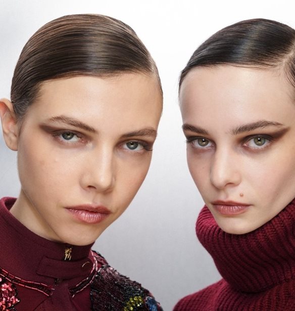 2 εύκολα hairstyles που είδαμε στα catwalks και μπορούν να ανανεώσουν απίστευτα την εμφάνισή μας