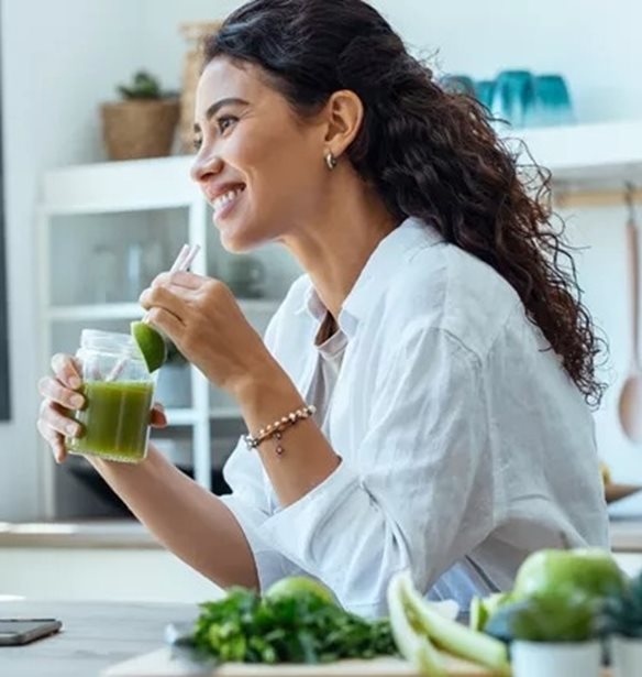 Νεανική επιδερμίδα χωρίς botox: Τι να τρως για να καθυστερήσεις τα σημάδια του χρόνου