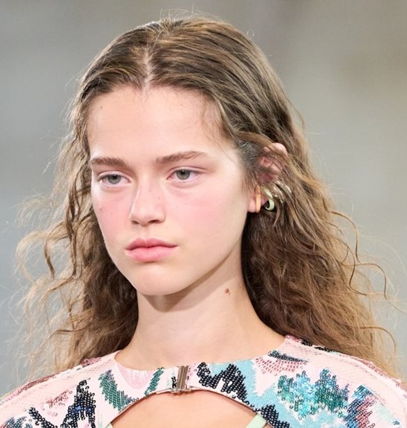 Αυτή η θεραπεία με εξωσώματα αναζωογονεί την επιδερμίδα όσο τίποτα