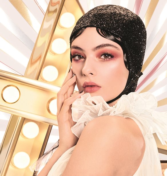 "Circus of Dreams": Αυτή η συλλογή μακιγιάζ μας φέρνει πιο κοντά στα Χριστούγεννα