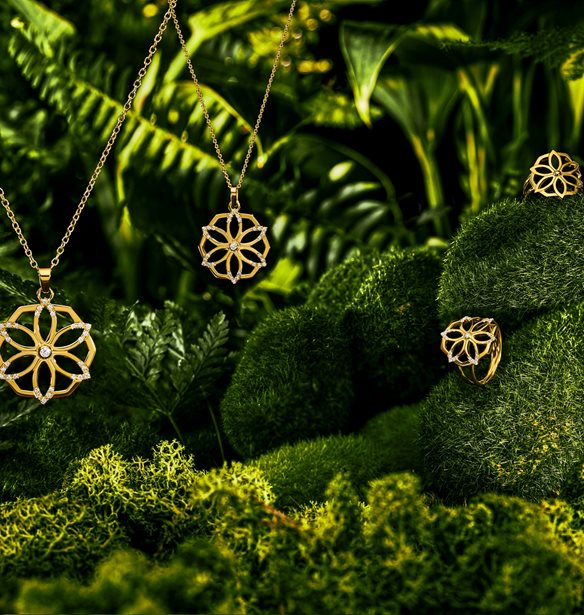 Βρήκαμε το γούρι για το 2026 και είναι το πιο όμορφο κοσμήμα που θα φοράς τη νέα χρονιά